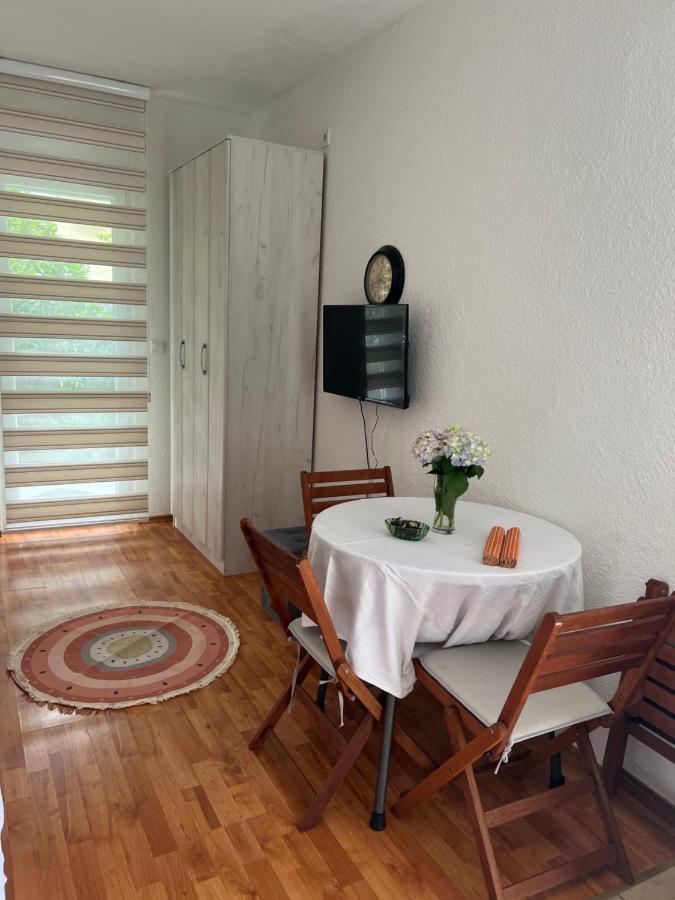 Apartman Tristan Herceg Novi Buitenkant foto